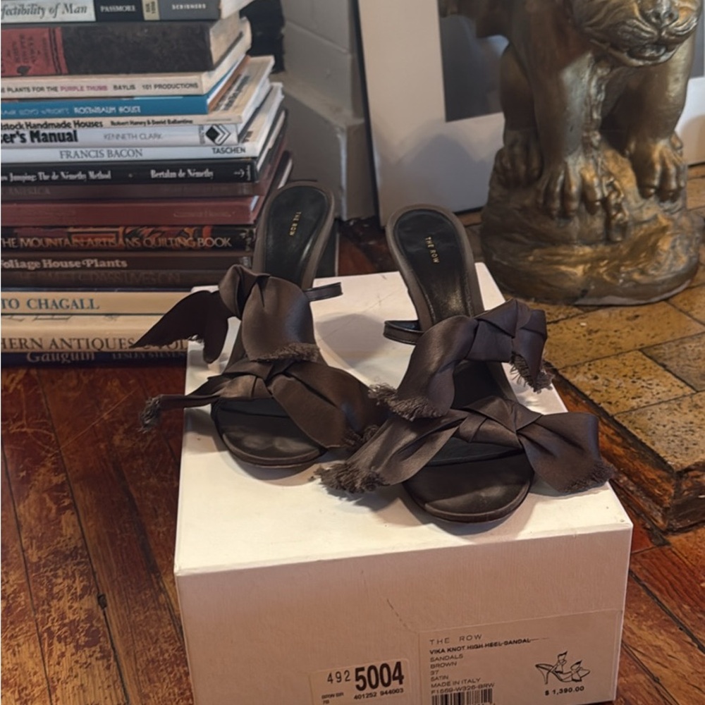 the row vika knot sandals